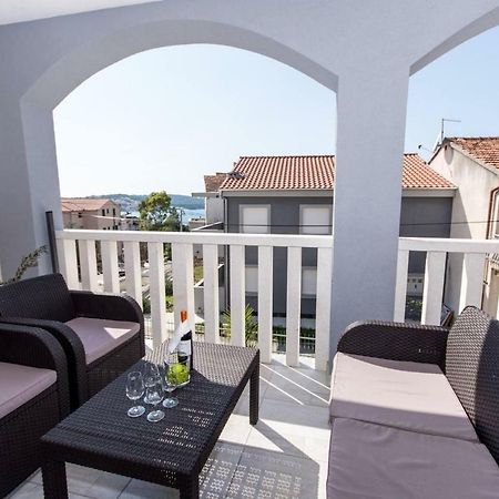 Villa Bozana โตรกีร์ ภายนอก รูปภาพ