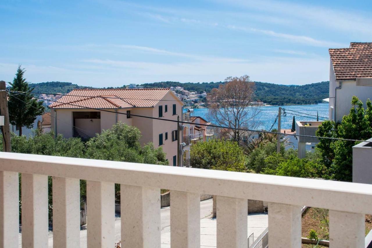 Villa Bozana โตรกีร์ ภายนอก รูปภาพ