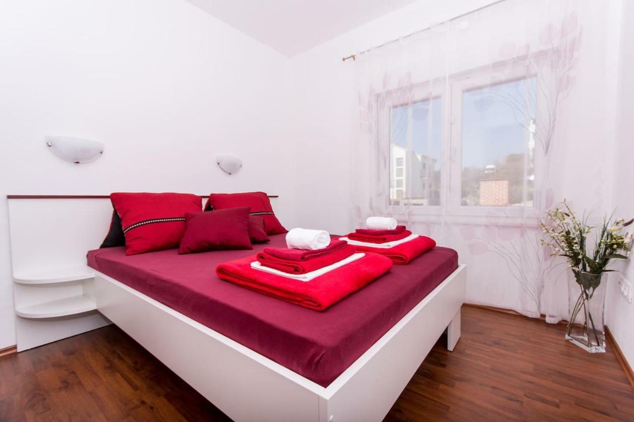 Villa Bozana โตรกีร์ ภายนอก รูปภาพ