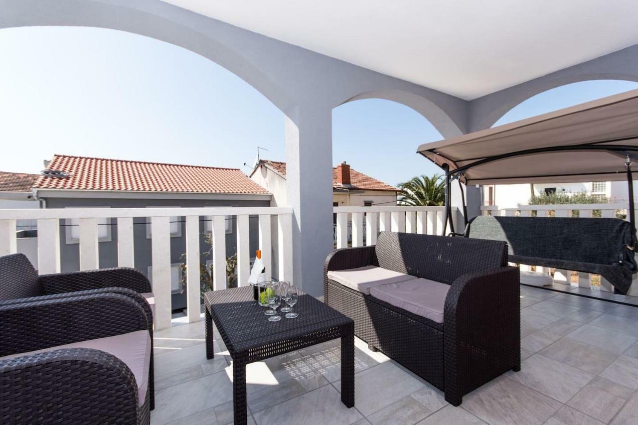 Villa Bozana โตรกีร์ ภายนอก รูปภาพ