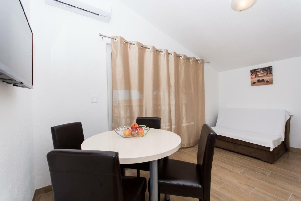 Villa Bozana โตรกีร์ ภายนอก รูปภาพ